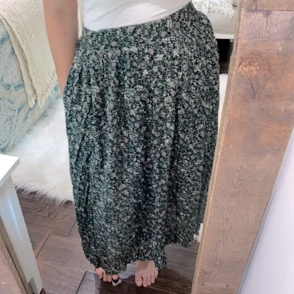 Vintage floral maxi skirt size large - Picture 3 of 6